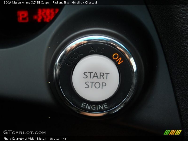 Controls of 2009 Altima 3.5 SE Coupe
