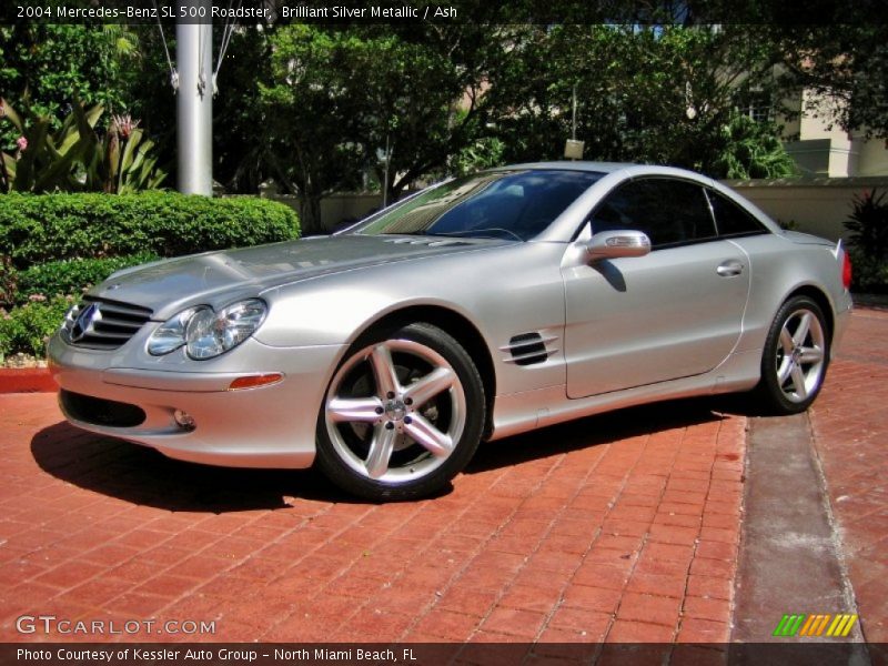 Front 3/4 View of 2004 SL 500 Roadster