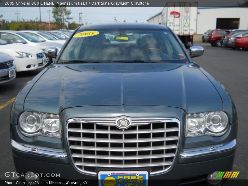 Magnesium Pearl / Dark Slate Gray/Light Graystone 2005 Chrysler 300 C HEMI