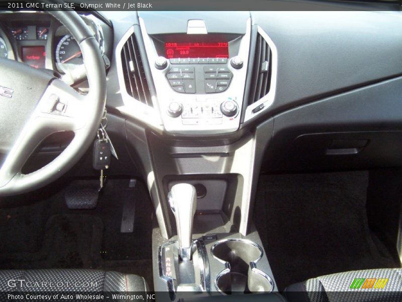 Olympic White / Jet Black 2011 GMC Terrain SLE