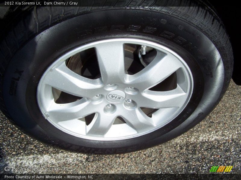 Dark Cherry / Gray 2012 Kia Sorento LX