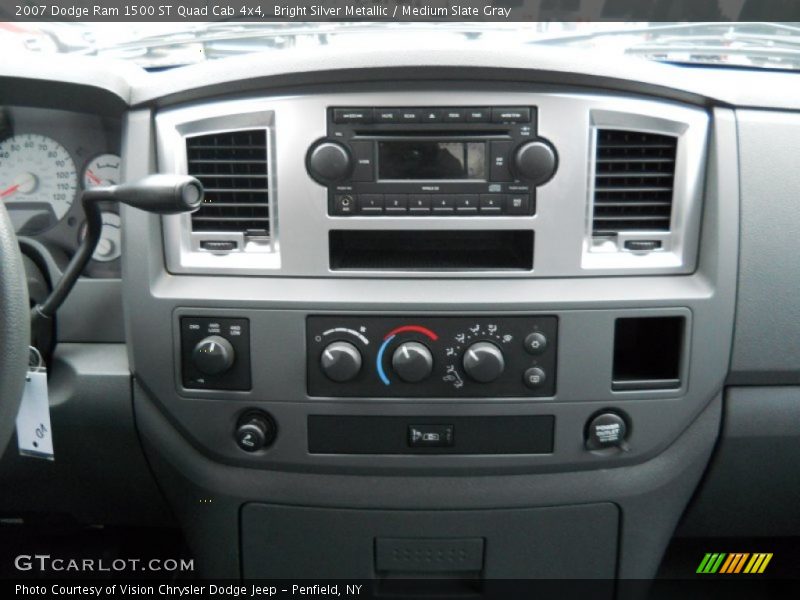 Bright Silver Metallic / Medium Slate Gray 2007 Dodge Ram 1500 ST Quad Cab 4x4