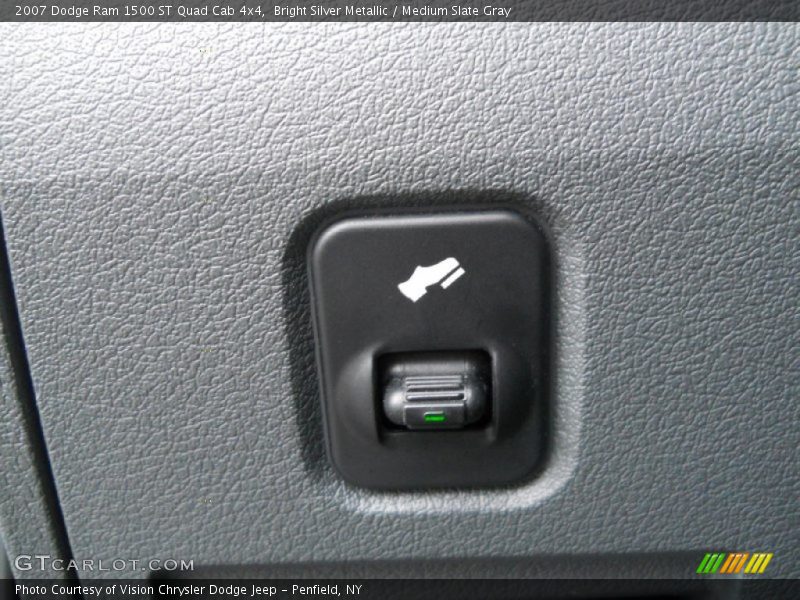 Bright Silver Metallic / Medium Slate Gray 2007 Dodge Ram 1500 ST Quad Cab 4x4