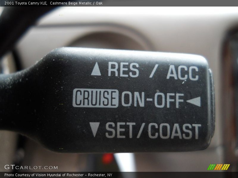 Cashmere Beige Metallic / Oak 2001 Toyota Camry XLE
