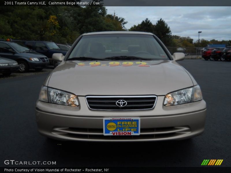 Cashmere Beige Metallic / Oak 2001 Toyota Camry XLE