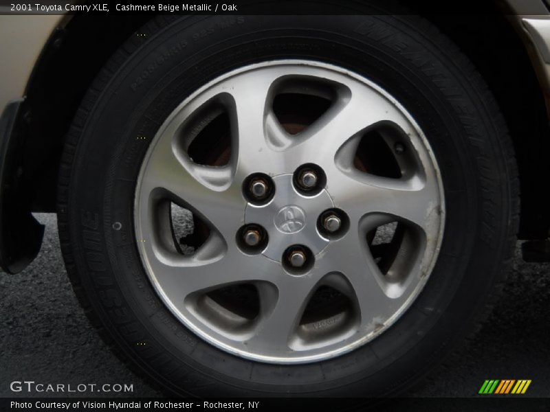 Cashmere Beige Metallic / Oak 2001 Toyota Camry XLE