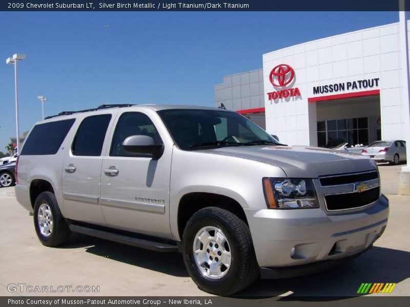Silver Birch Metallic / Light Titanium/Dark Titanium 2009 Chevrolet Suburban LT