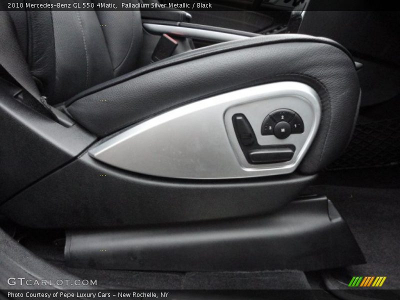 Palladium Silver Metallic / Black 2010 Mercedes-Benz GL 550 4Matic