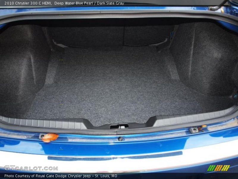  2010 300 C HEMI Trunk