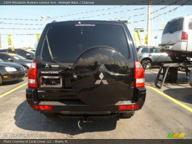 Midnight Black / Charcoal 2006 Mitsubishi Montero Limited 4x4