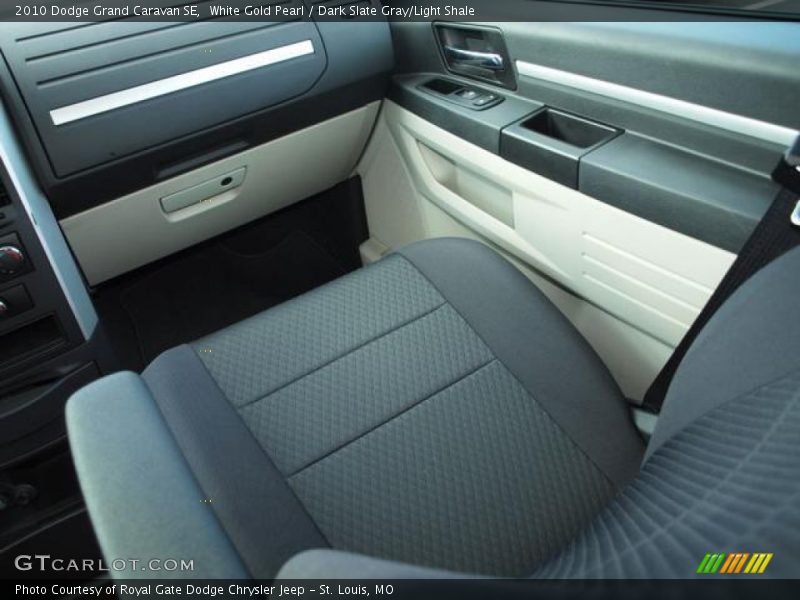 White Gold Pearl / Dark Slate Gray/Light Shale 2010 Dodge Grand Caravan SE