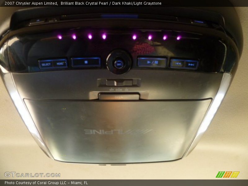 Brilliant Black Crystal Pearl / Dark Khaki/Light Graystone 2007 Chrysler Aspen Limited