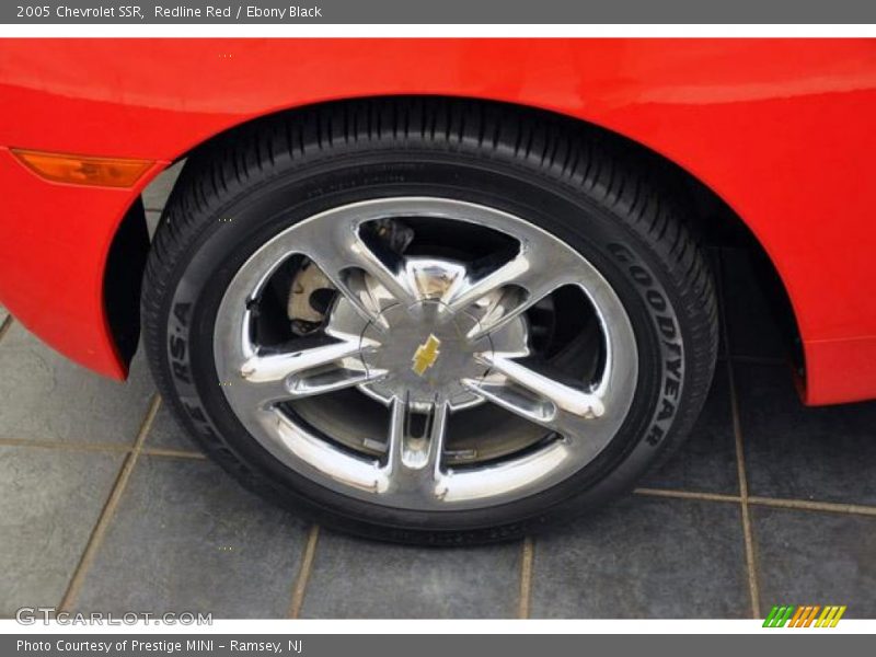 Redline Red / Ebony Black 2005 Chevrolet SSR