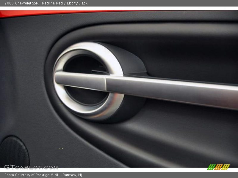 Redline Red / Ebony Black 2005 Chevrolet SSR