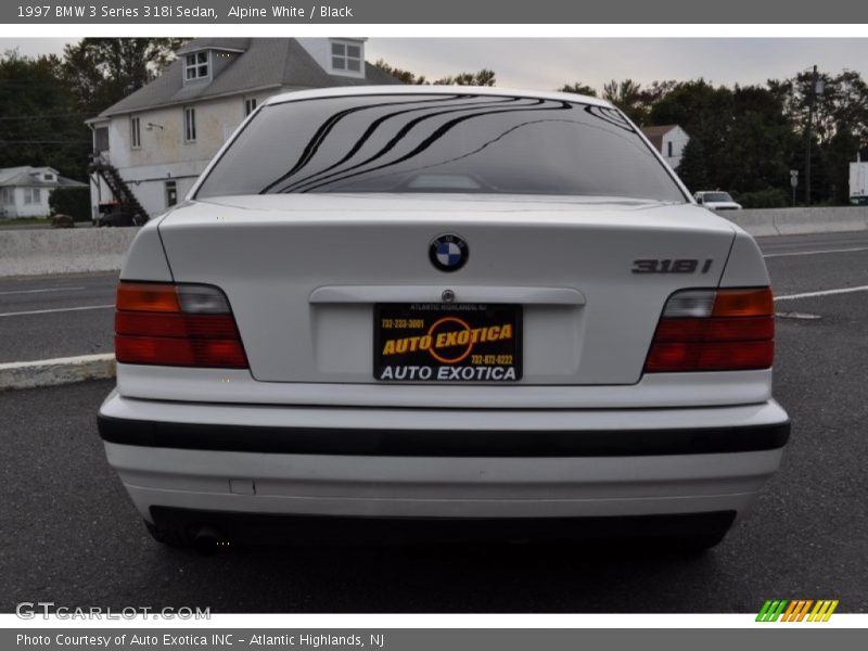 Alpine White / Black 1997 BMW 3 Series 318i Sedan