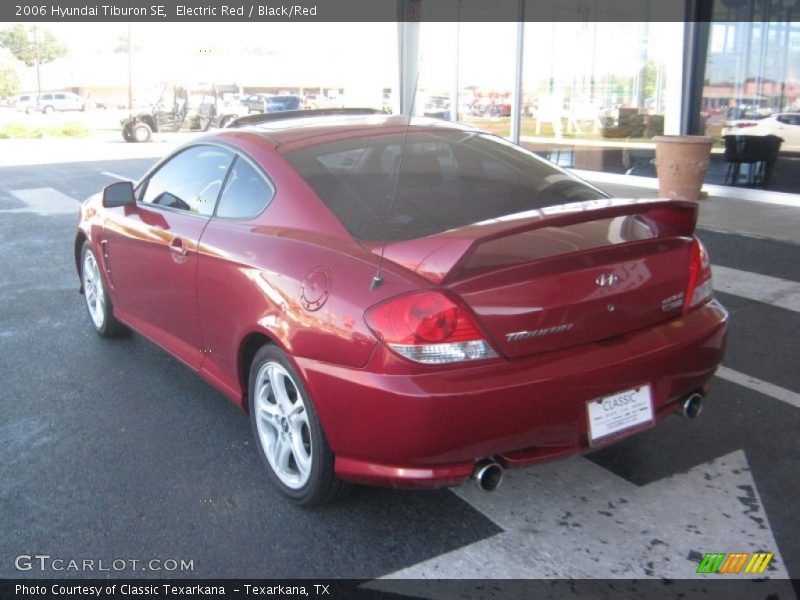 Electric Red / Black/Red 2006 Hyundai Tiburon SE