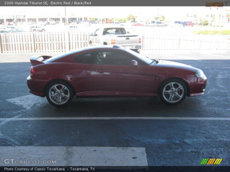 Electric Red / Black/Red 2006 Hyundai Tiburon SE