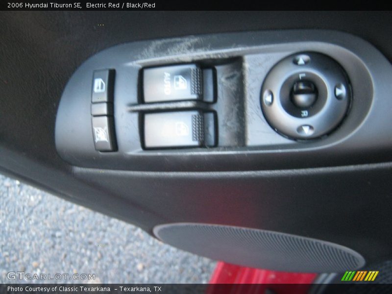 Electric Red / Black/Red 2006 Hyundai Tiburon SE