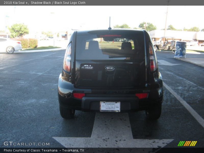 Shadow Black / Black Soul Logo Cloth 2010 Kia Soul +