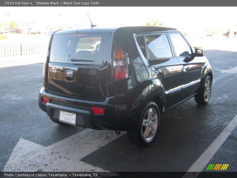 Shadow Black / Black Soul Logo Cloth 2010 Kia Soul +