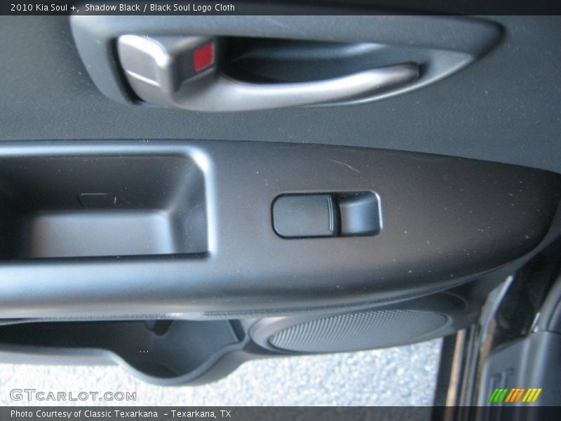 Shadow Black / Black Soul Logo Cloth 2010 Kia Soul +