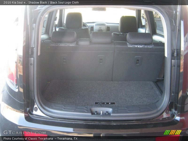 Shadow Black / Black Soul Logo Cloth 2010 Kia Soul +
