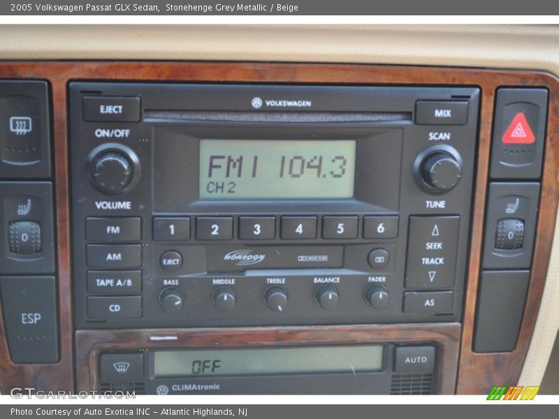 Stonehenge Grey Metallic / Beige 2005 Volkswagen Passat GLX Sedan