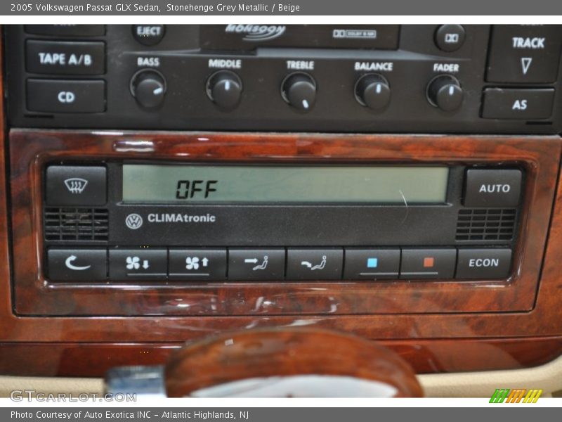 Stonehenge Grey Metallic / Beige 2005 Volkswagen Passat GLX Sedan