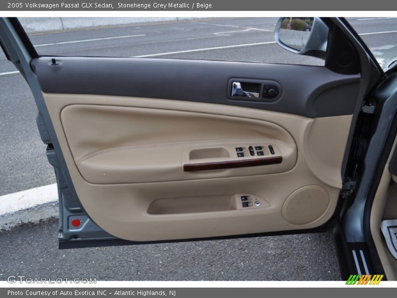 Stonehenge Grey Metallic / Beige 2005 Volkswagen Passat GLX Sedan