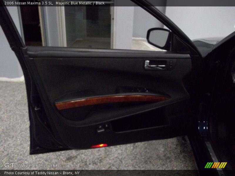 Majestic Blue Metallic / Black 2006 Nissan Maxima 3.5 SL
