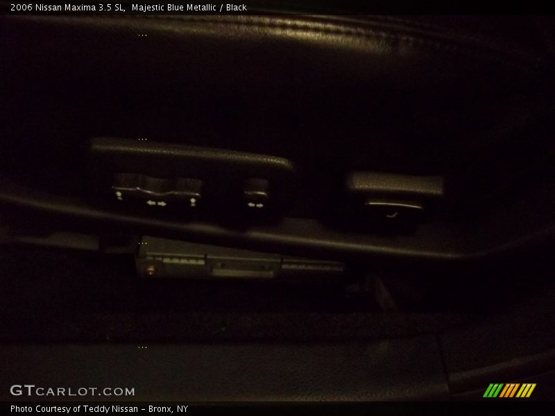 Majestic Blue Metallic / Black 2006 Nissan Maxima 3.5 SL