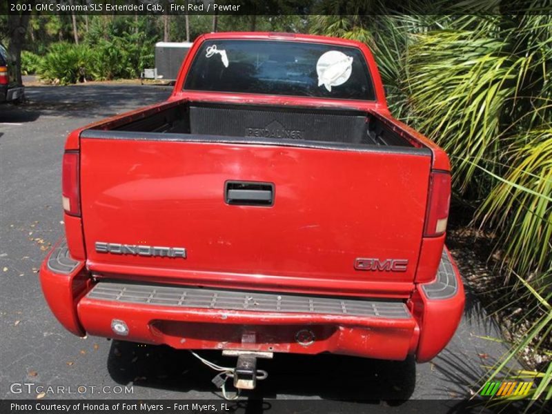 Fire Red / Pewter 2001 GMC Sonoma SLS Extended Cab