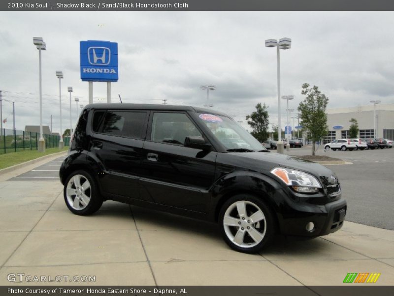 Shadow Black / Sand/Black Houndstooth Cloth 2010 Kia Soul !