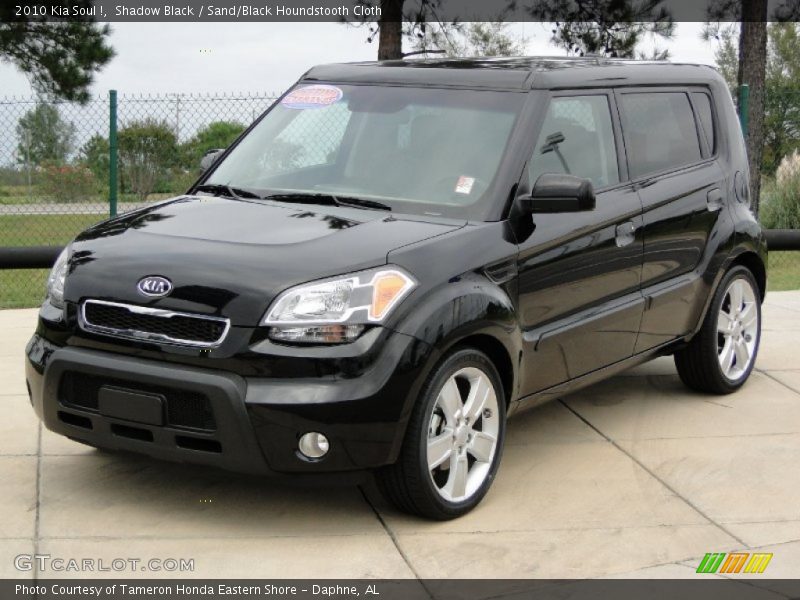 Shadow Black / Sand/Black Houndstooth Cloth 2010 Kia Soul !