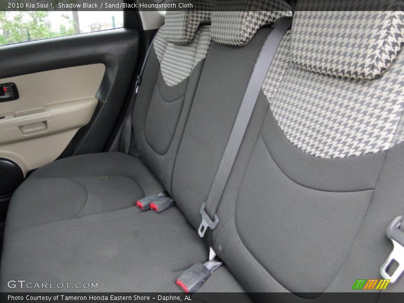 Shadow Black / Sand/Black Houndstooth Cloth 2010 Kia Soul !