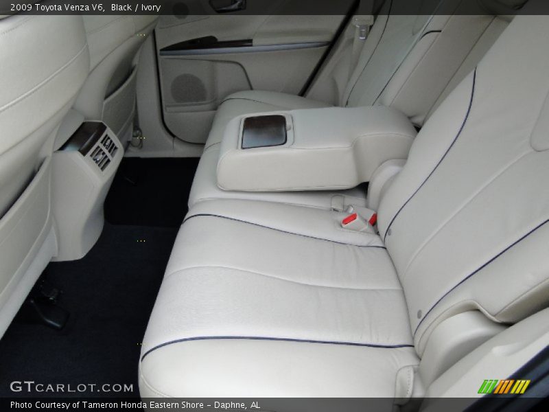 Black / Ivory 2009 Toyota Venza V6