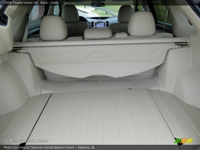 Black / Ivory 2009 Toyota Venza V6
