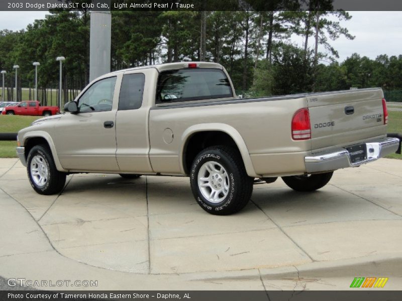 Light Almond Pearl / Taupe 2003 Dodge Dakota SLT Club Cab