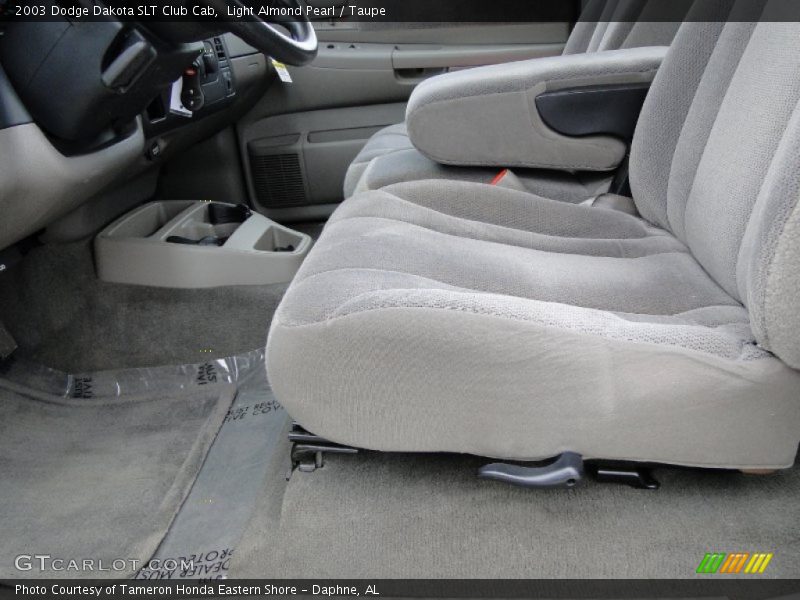 Light Almond Pearl / Taupe 2003 Dodge Dakota SLT Club Cab