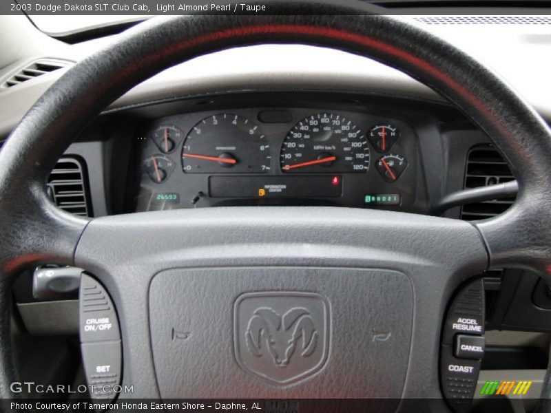 Light Almond Pearl / Taupe 2003 Dodge Dakota SLT Club Cab