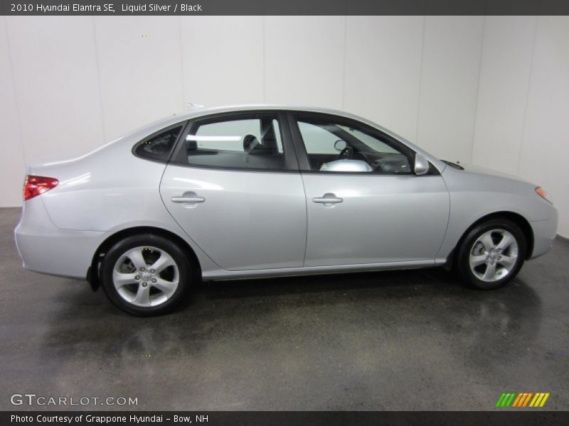 Liquid Silver / Black 2010 Hyundai Elantra SE