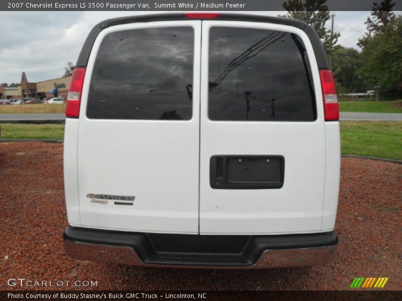 Summit White / Medium Pewter 2007 Chevrolet Express LS 3500 Passenger Van