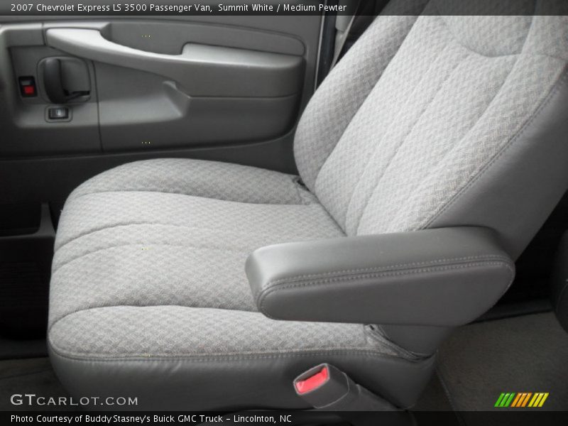 Summit White / Medium Pewter 2007 Chevrolet Express LS 3500 Passenger Van