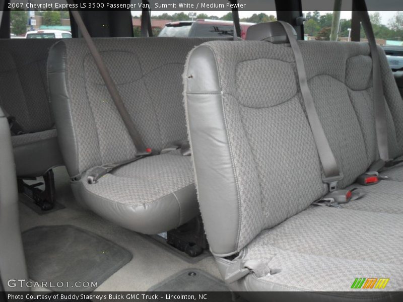 Summit White / Medium Pewter 2007 Chevrolet Express LS 3500 Passenger Van