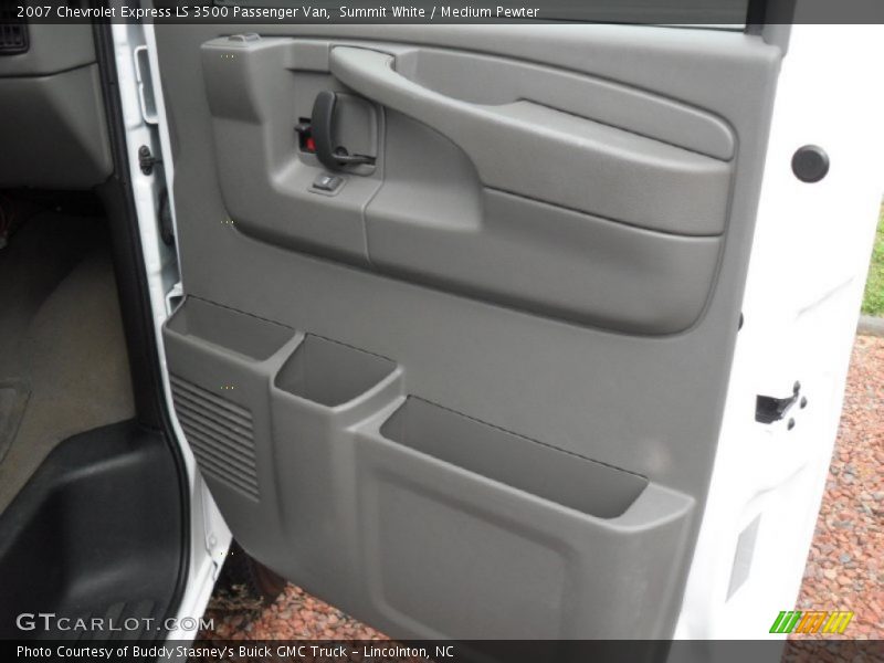Summit White / Medium Pewter 2007 Chevrolet Express LS 3500 Passenger Van