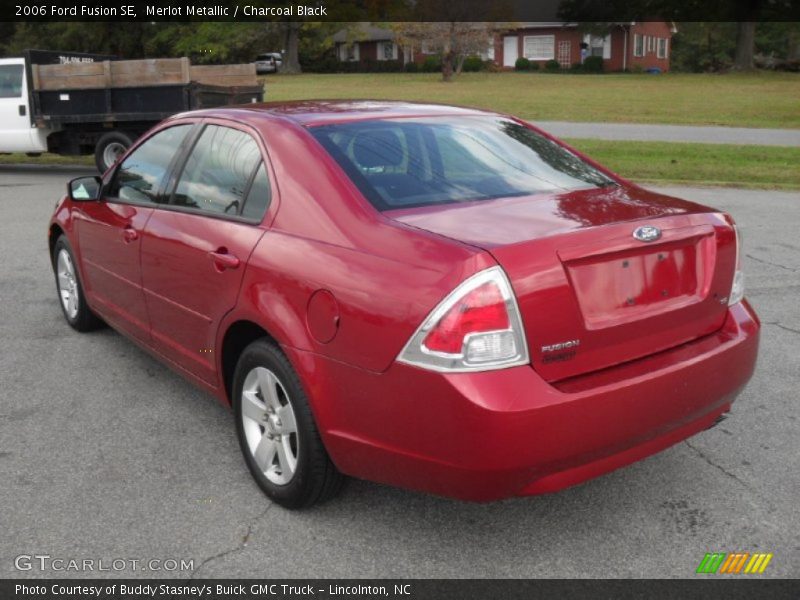 Merlot Metallic / Charcoal Black 2006 Ford Fusion SE