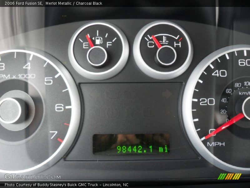 Merlot Metallic / Charcoal Black 2006 Ford Fusion SE
