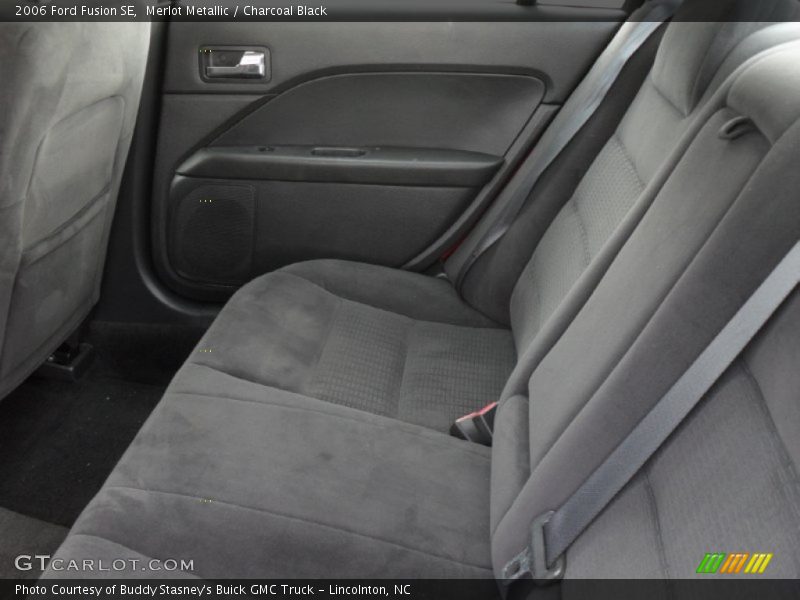 Merlot Metallic / Charcoal Black 2006 Ford Fusion SE