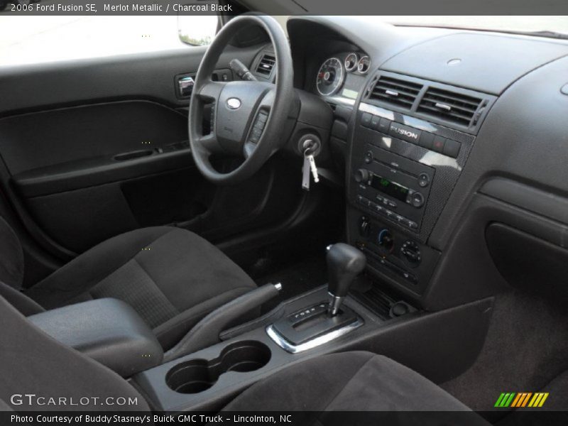Merlot Metallic / Charcoal Black 2006 Ford Fusion SE