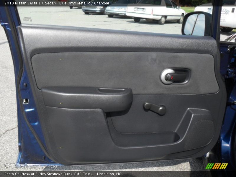 Blue Onyx Metallic / Charcoal 2010 Nissan Versa 1.6 Sedan